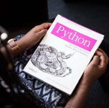 Python for Data Analysis: 4 Best Libraries You Need to Know